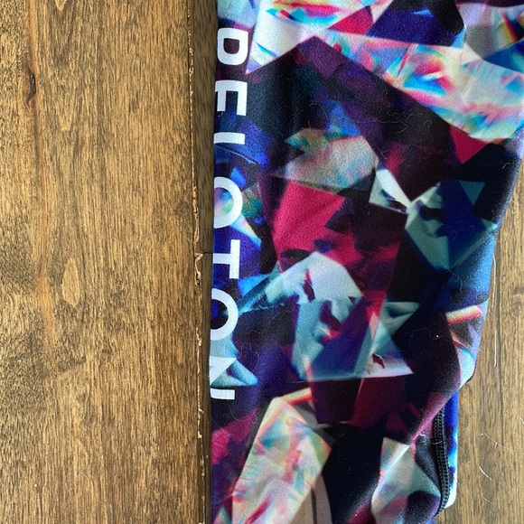 Peloton WITH leggings - Picture 2 of 4